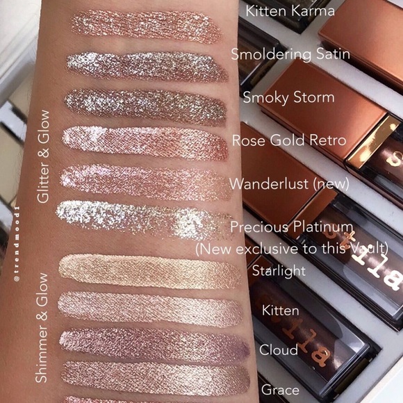 Stila liquid eyeshadow in smoldering satin - Picture 2 of 2